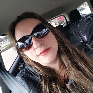 Meet your Posher, Candi